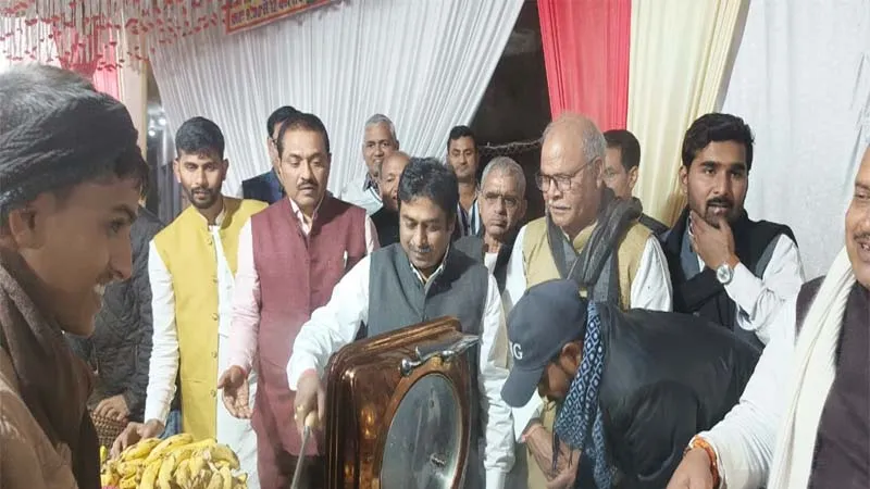 अमेठी: राजेश मसाले के मालिक ने बिना नाम लिए गांधी परिवार पर साधा निशाना, कहा- इनके लिए छल करना ही विकास है