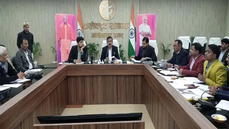 कुष्ठ रोगियों को सरकारी योजनाओं का दिया जाए लाभ: एडीएम