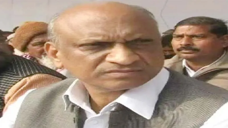 प्रयागराज: पूर्व मंत्री राकेशधर त्रिपाठी को आय से अधिक संपत्ति मामले में तीन वर्ष की सजा, जमानत मिली