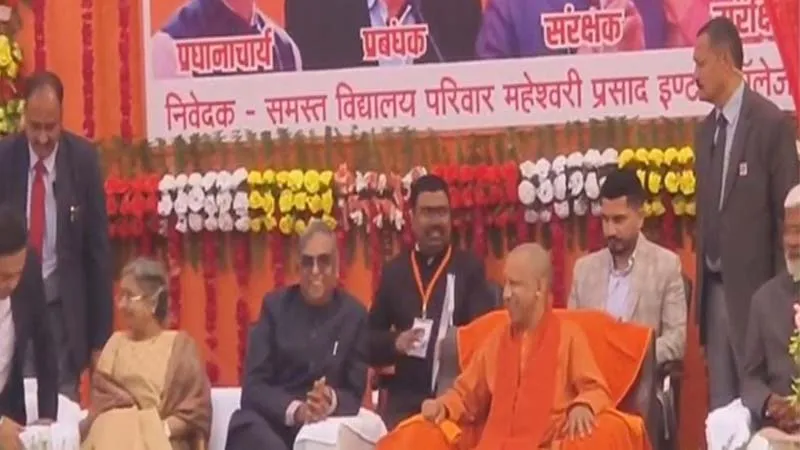 समाज में शिक्षा का बहुत बड़ा महत्व, खेलों को बढ़ावा देने को ग्राम पंचायतों में देंगे खेल के मैदान: सीएम योगी