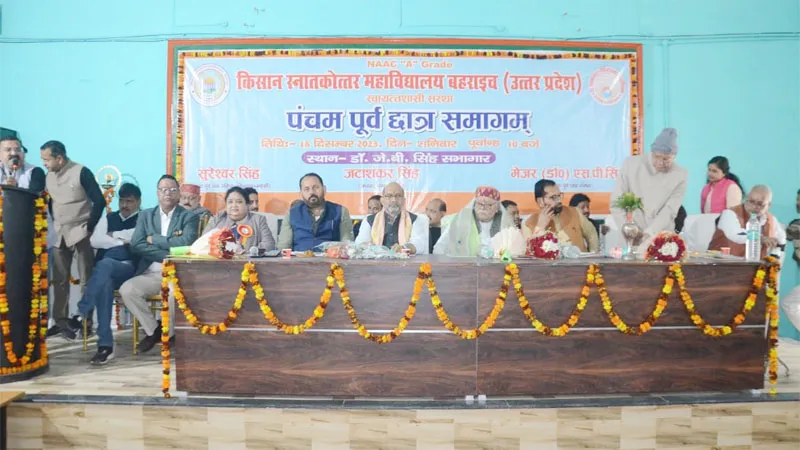 बच्चों को अंग्रेजी के साथ दें मातृभाषा की शिक्षा: सुरेश्वर सिंह 