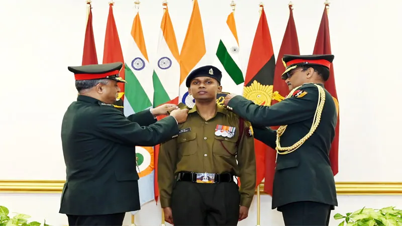 लखनऊ: छावनी में सेना चिकित्सा कोर के गैर तकनीकी अधिकारियों का कमीशनिंग समारोह आयोजित