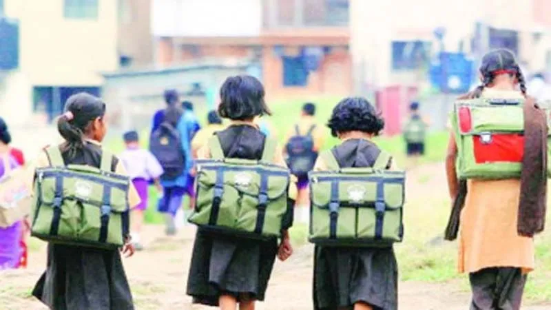 अयोध्या: परिषदीय विद्यालयों में छह दिनों की पढ़ाई और 31 से सर्दियों की छुट्टी, जानें क्या है पूरा मामला