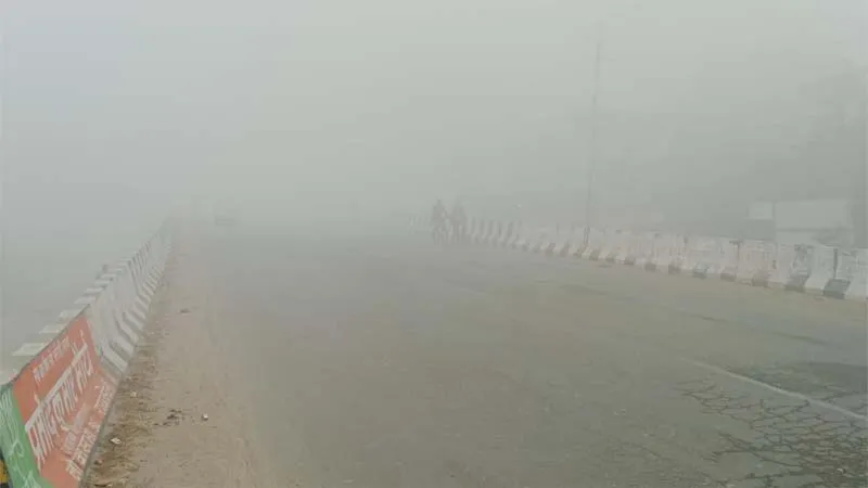 रायबरेली में कोहरा बना काल!, विभिन्न सड़क हादसों में एक की मौत, दो घायल, कोहराम