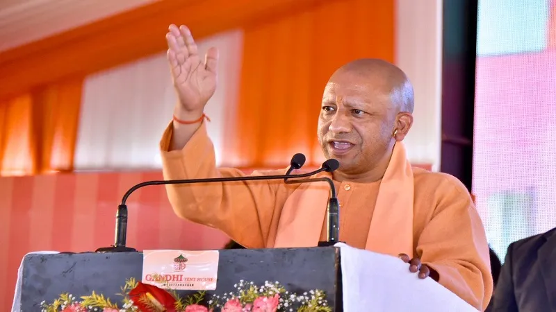 यूपी में गरीबी और भुखमरी से कोई मौत नहीं होगी : योगी आदित्यनाथ
