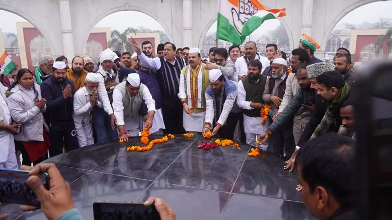 देश का संविधान और लोकतंत्र बचाने की लड़ाई लड़ रही कांग्रेस : नसीमुद्दीन 