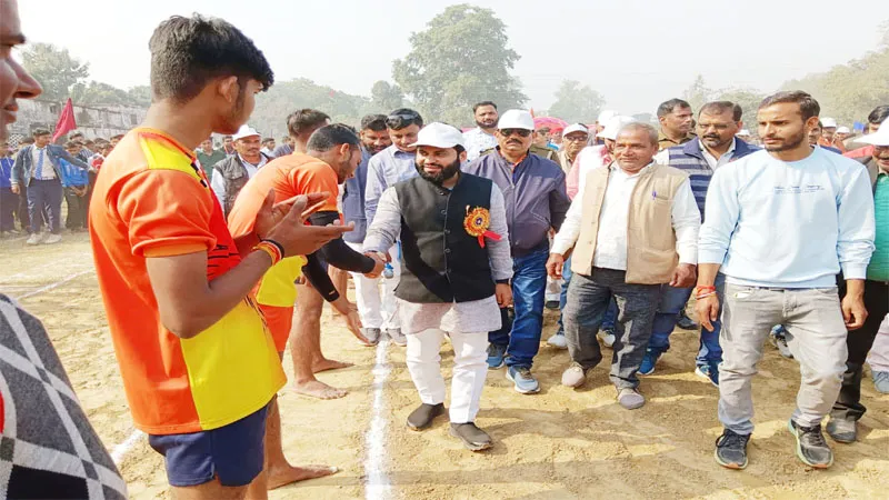 अयोध्या: कबड्डी से हुआ सांसद खेल प्रतियोगिता का आगाज, बराबरी पर छूटा मैच