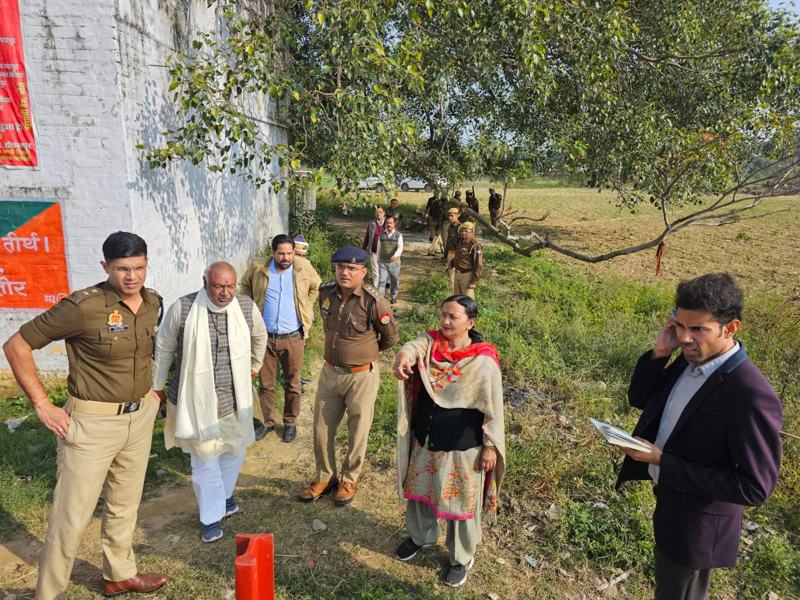 कासगंजः मेला मार्गशीर्ष और पंचकोसीय परिक्रमा को लेकर डीएम ने किया निरीक्षण 