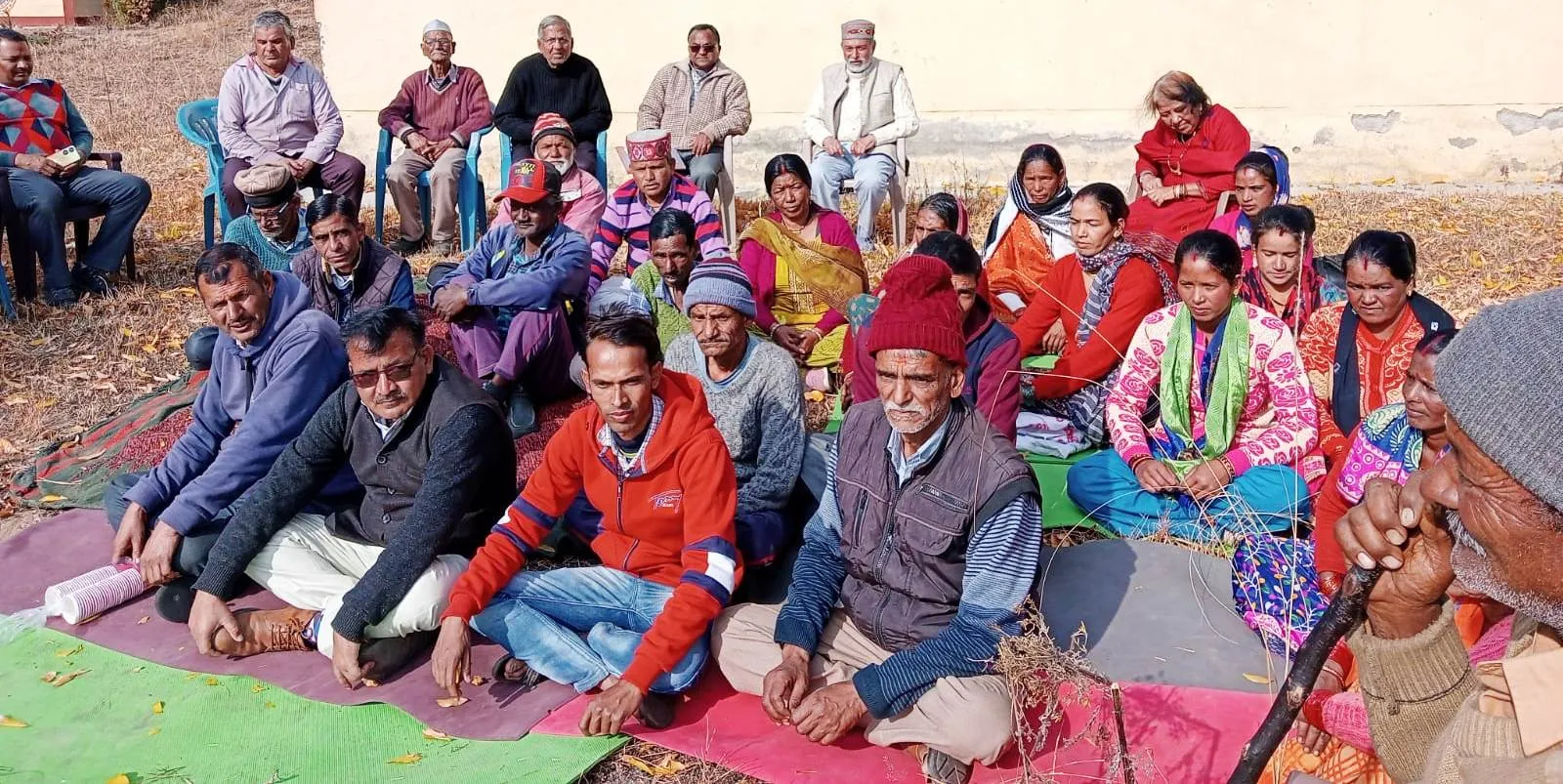 अल्मोड़ा: राज्य आंदोलनकारियों ने नगरखान में किया धरना प्रदर्शन 
