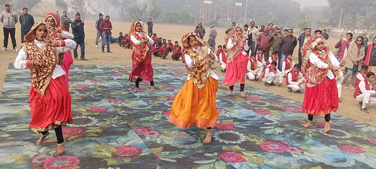 शाहजहांपुर: क्रीड़ा प्रतियोगिता के उद्घाटन पर बिखरी सतरंगी छटा