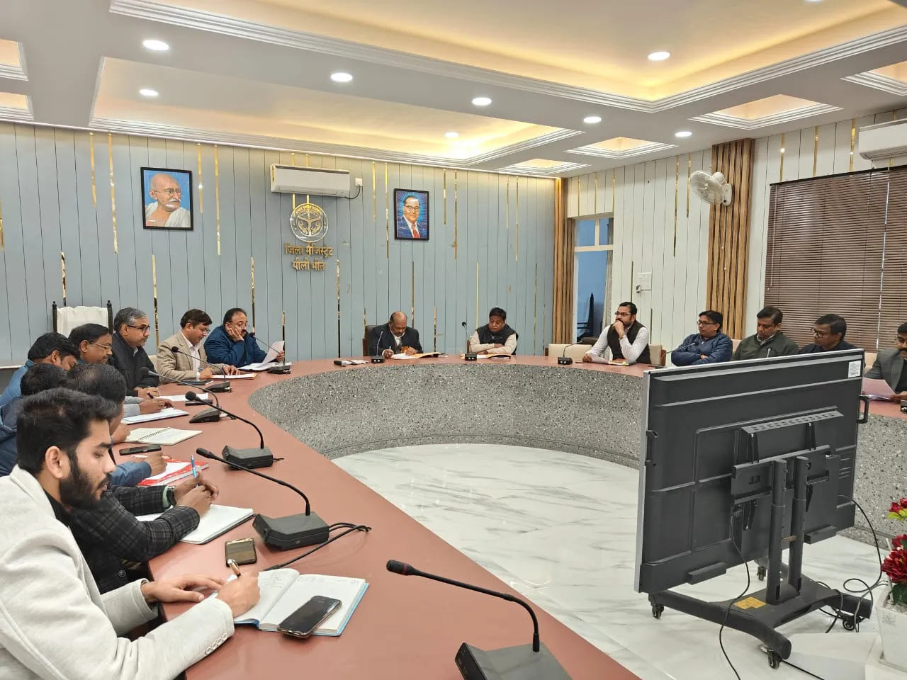 पीलीभीत : बच्चों की बनेगी सेहत, शिक्षक चेक करेंगे लंच बॉक्स, बताएंगे क्या खाएं किससे करें परहेज..जानिए पूरा मामला