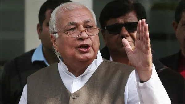 केरलः राज्यपाल आरिफ खान ने कहा- सरकार से सलाह लेने के लिए तैयार हूं, दबाव के लिए नहीं