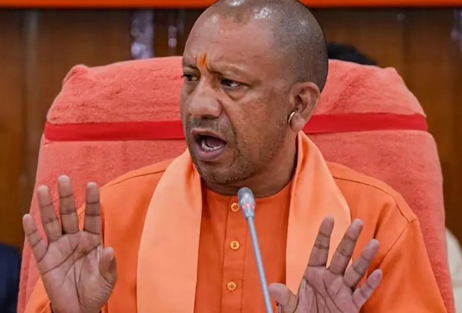 विकास कार्यों के शिलापट्ट पर अब अधिकारी भूल जायें अपना नाम, योगी सरकार का नया फरमान, सभी डीएम को पत्र जारी