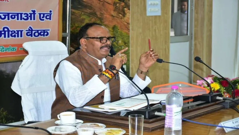 अयोध्या दौरे पर डिप्टी सीएम ब्रजेश पाठक, प्राण प्रतिष्ठा समारोह से जुड़ी स्वास्थ्य सेवाओं पर करेंगे बैठक 