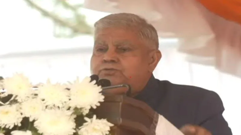 उपराष्ट्रपति ने की EC की तारीफ, कहा- निर्वाचन आयोग ने वैश्विक स्तर पर अर्जित की प्रशंसा