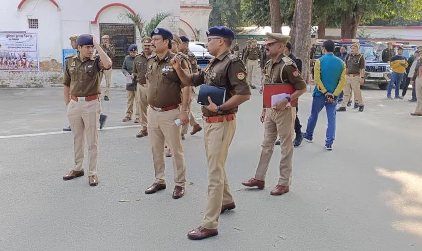 बरेली: एसएसपी कार्यालय में अचानक पहुंचे आईजी, फरियादियों का जाना हाल