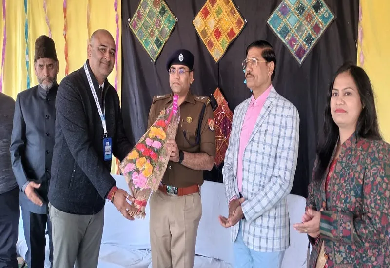 संभल : खेलकूद प्रतियोगिता में बच्चों ने दिखाई प्रतिभा, एसपी ने किया उत्साहवर्धन