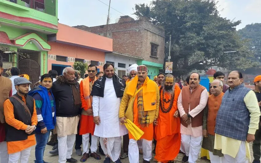 कासगंज: आस्था के संगम में उमड़ा श्रद्धा का सैलाब, भक्ति की राह पर आगे बढ़े कदम