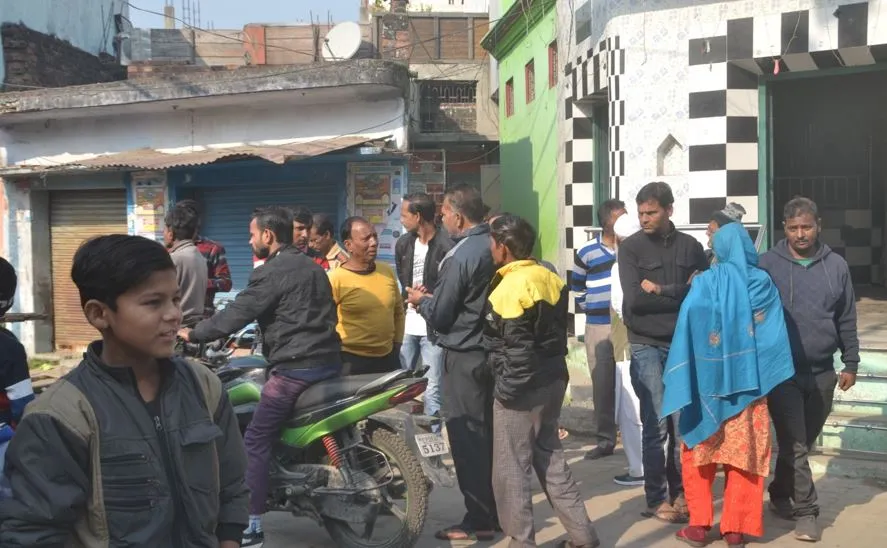 पीलीभीत: एक रात में आठ स्थानों पर ताले तोड़ समेटा सामान, धार्मिक स्थल भी बने निशाना..पुलिस बेपरवाह!