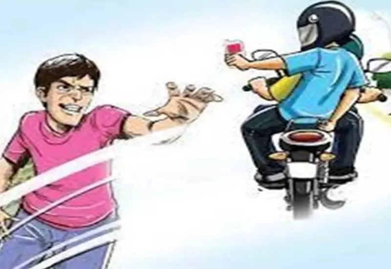 रामपुर में किन्नर भी सुरक्षित नहीं, मसवासी में छेड़खानी और लूटपाट...विरोध करने पर हाथ में चाकू मारा