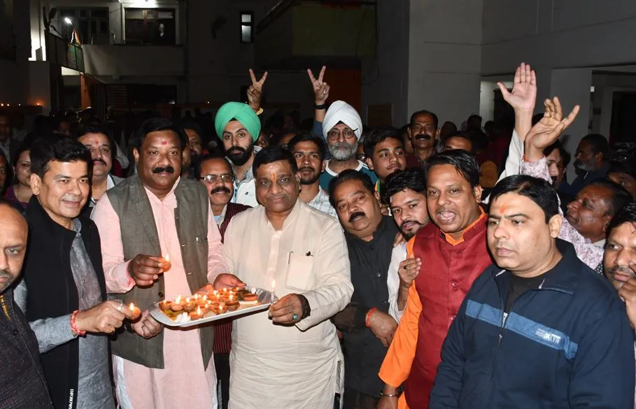 बरेली: जनप्रतिनिधि बोले-तीनों राज्यों में विजय, पूरे समाज की जीत