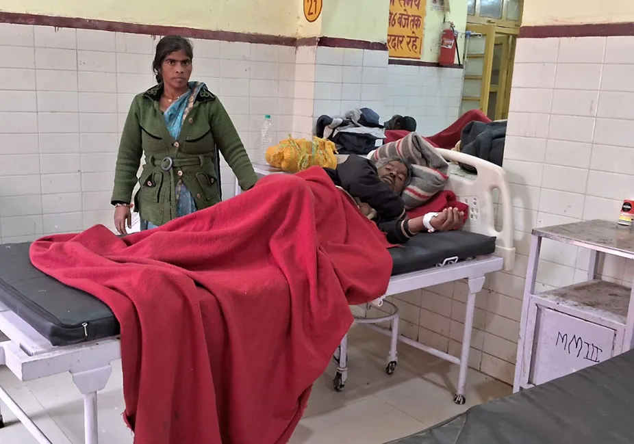 अमृत विचार पड़ताल: रायबरेली के जिला अस्पताल में भर्ती हो तो कंबल लेकर आओ