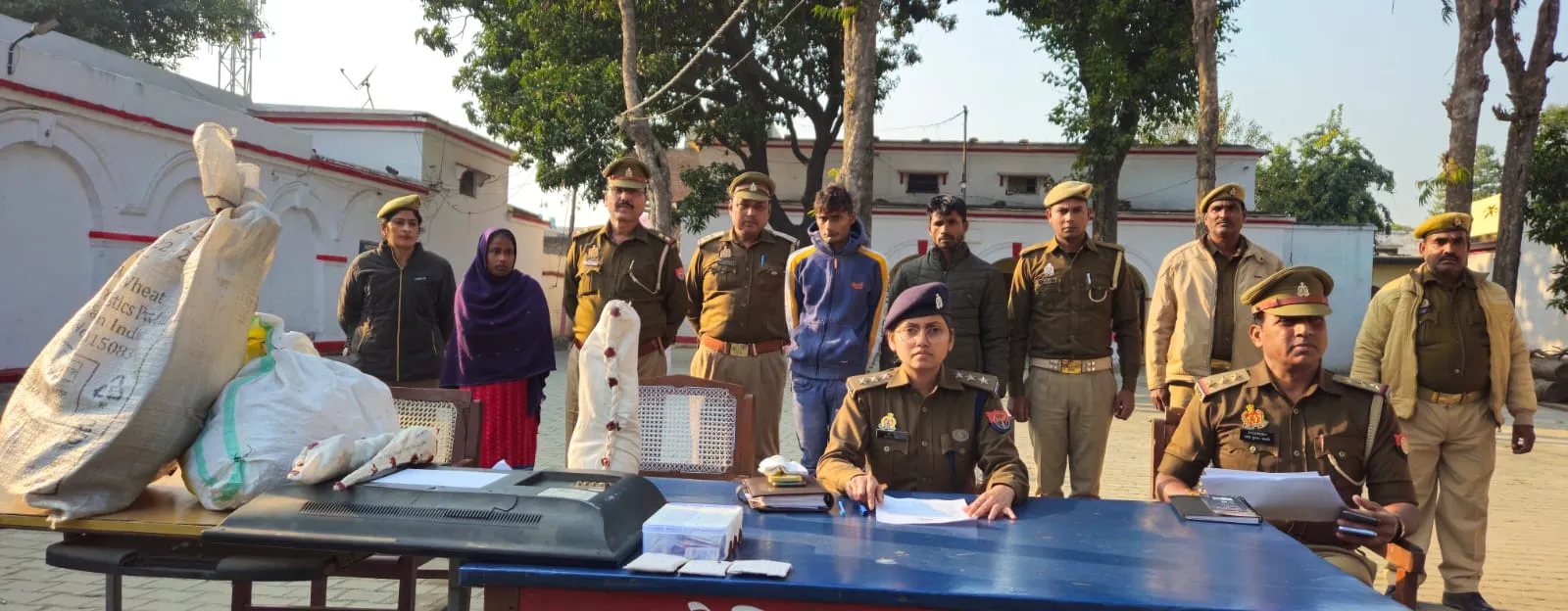 पीलीभीत: बहन के साथ मिलकर हिस्ट्रीशीटर का बेटा करता था चोरी, कबाड़ी बिकवाता सामान...तीन गिरफ्तार