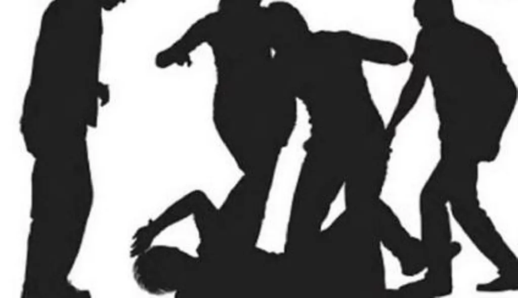 शाहजहांपुर: जमीन के विवाद में बुजुर्ग किसान को पीट-पीटकर मार डाला, पत्नी घायल