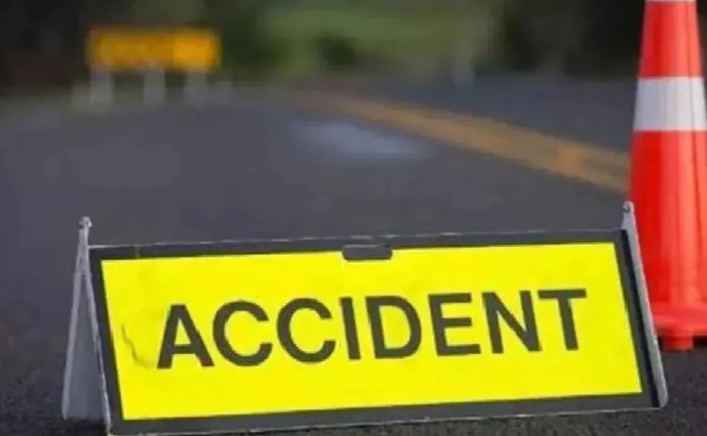 बरेली: शादी समारोह से लौट रहे युवक की सड़क हादसे में मौत, परिजनों में मचा कोहराम  