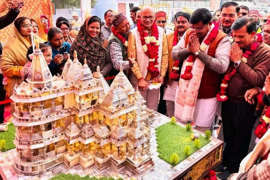 जल शक्ति राज्यमंत्री ने श्रीराम मंदिर शजर प्रदर्शनी का किया उद्घाटन