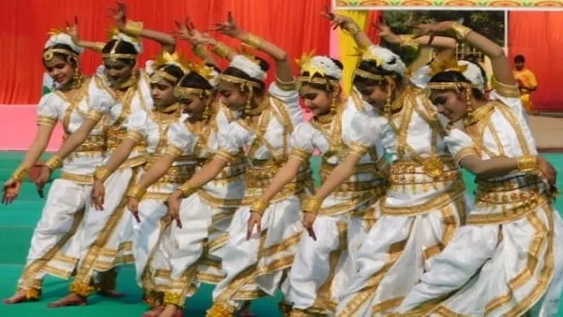 प्रयागराज महर्षि विद्या मन्दिर नैनी में किया गया वार्षिक उत्सव का आयोजन (1)
