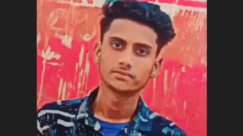 अमरोहा: क्रिकेट खेलने के दौरान पानी पीकर गिरा किशोर, मौत