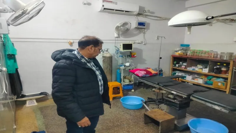 फर्रुखाबाद: डिप्टी सीएम के आदेश पर चला अभियान, बेसमेंट में संचालित ओटी समेत पांच हॉस्पिटल की OT सील