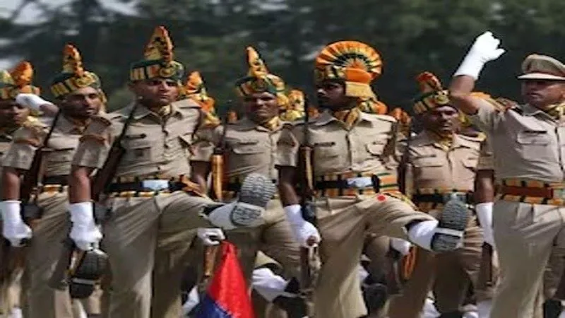 पुलिस भर्ती की तैयारी कर रहे युवाओं के लिए खुशखबरी : 60000 से अधिक पदों पर निकली भर्ती, ऐसे करें आवेदन