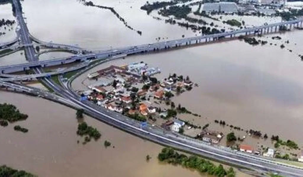 बोलीविया में बाढ़ से तीन लोगों की मौत, 25 ग्रामीण समुदाय और 1,500 परिवार हुए प्रभावित