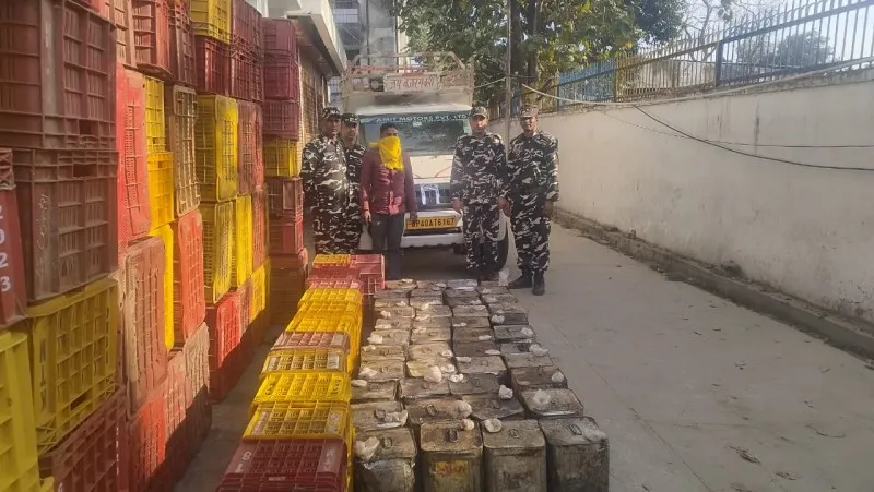 बहराइच 44 कंटेनर देशी घी बरामद, एक गिरफ्तार (1)