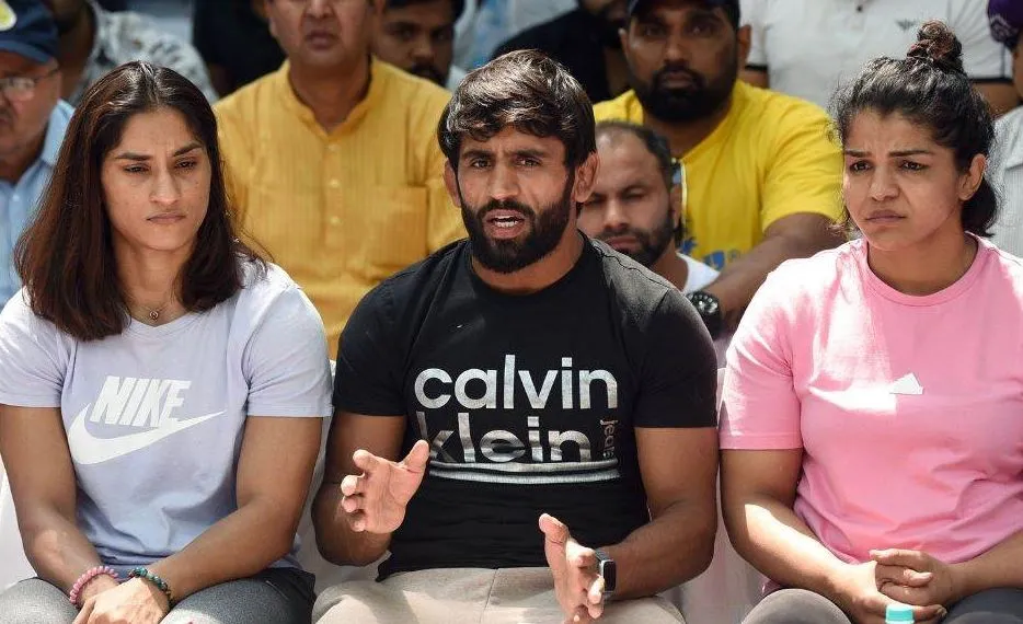  कुश्ती संघ को लेकर IOA ने बनाई तीन सदस्यीय कमेटी, भूपेन्द्र बाजवा बनाए गए अध्यक्ष 