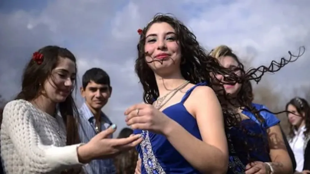 'दुल्हनों की मंडी'...मां-बाप बेचते हैं बेटियां, बीवी खरीदने से पहले जान लीजिए जरूरी बात