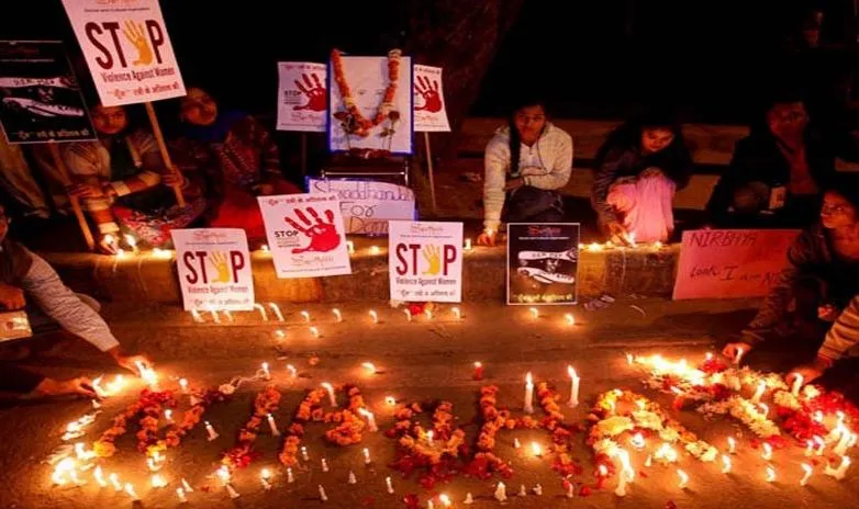 आज का इतिहास: 16 दिसंबर की मनहूस रात को चलती बस में 23 वर्षीय युवती के साथ गैंगरेप, घटना ने पूरे देश को झकझोर दिया 