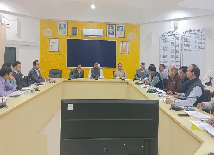 मुरादाबाद : जिलों में धान खरीद बढ़ाकर सीएमआर उतारने में तेजी लाएं-मंडलायुक्त 