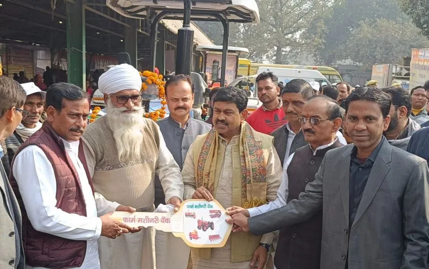 किसान सम्मान दिवसः केंद्रीय राज्य मंत्री ने सम्मान देकर 32 किसानों का बढ़ाया मान 