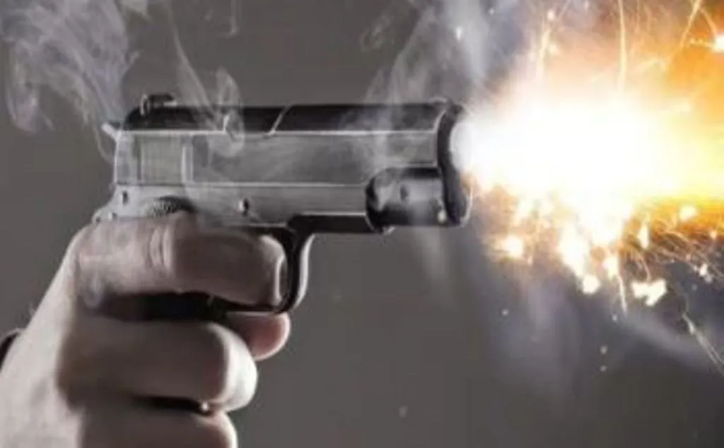 बरेली: चोरों का पीछा कर शोर मचाने पर अधेड़ के सीने में मारी गोली, मौके पर मौत