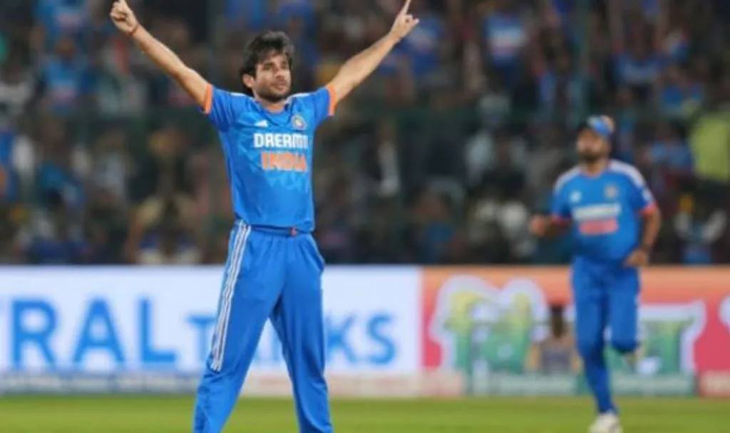 IND vs AUS: पांचवें  टी20 में भारत ने ऑस्ट्रेलिया को छह रन से हराया, 4-1 से सीरीज पर किया कब्जा 