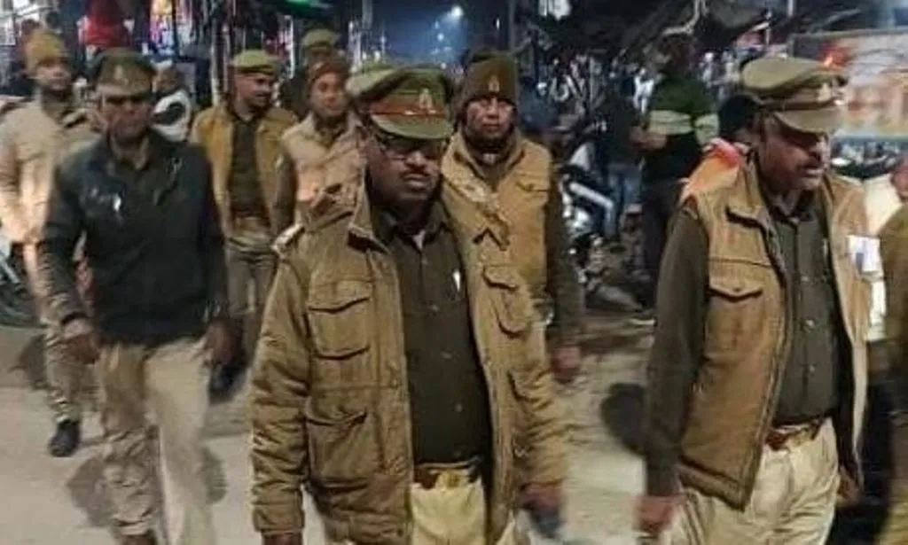 कासगंज: नववर्ष के आयोजनों पर पुलिस की रहेगी नजर, सार्वजनिक स्थल पर हुड़दंग करने वालों पर होगी कार्रवाई