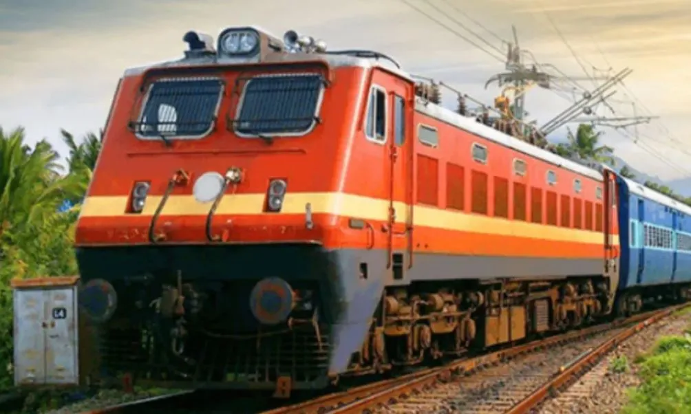 बरेली: दिसंबर और जनवरी में ट्रेनों का सफर नहीं आसान, रेल प्रशासन ने लिए ताबड़तोड़ लंबे-लंबे ब्लॉक 