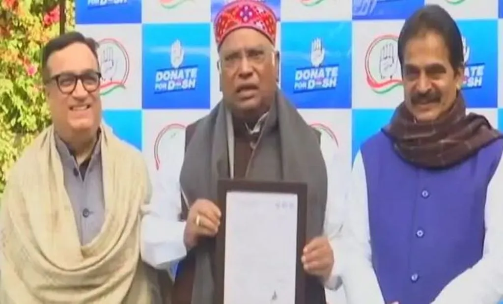 कांग्रेस ने ऑनलाइन चंदा एकत्र करने के लिए शुरू किया ‘डोनेट फॉर देश’ अभियान 