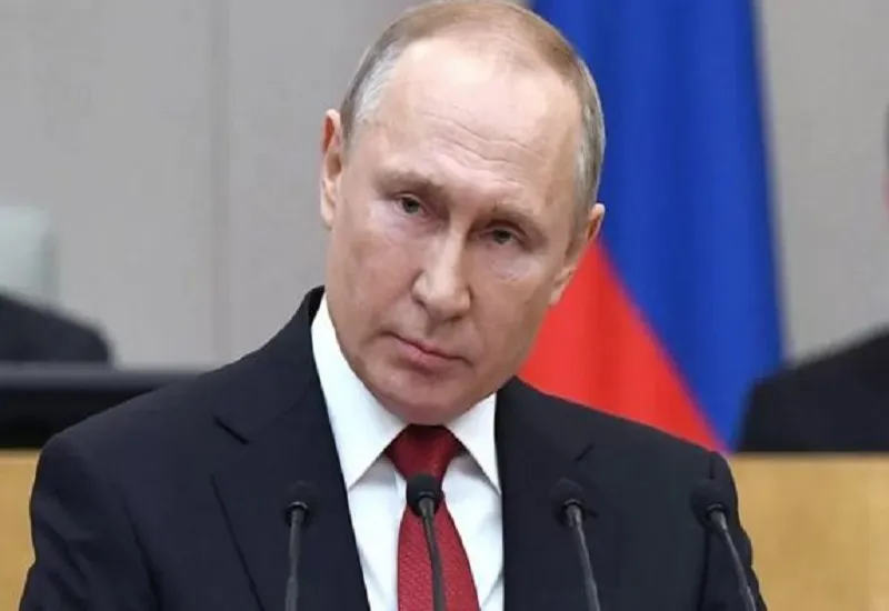 रूसी अभी भी व्लादिमीर पुतिन और यूक्रेन में युद्ध का समर्थन क्यों करते हैं?