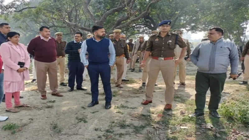 संतकबीरनगर: मुख्यमंत्री के सम्भावित आगमन को लेकर प्रशासनिक अमला मुस्तैद