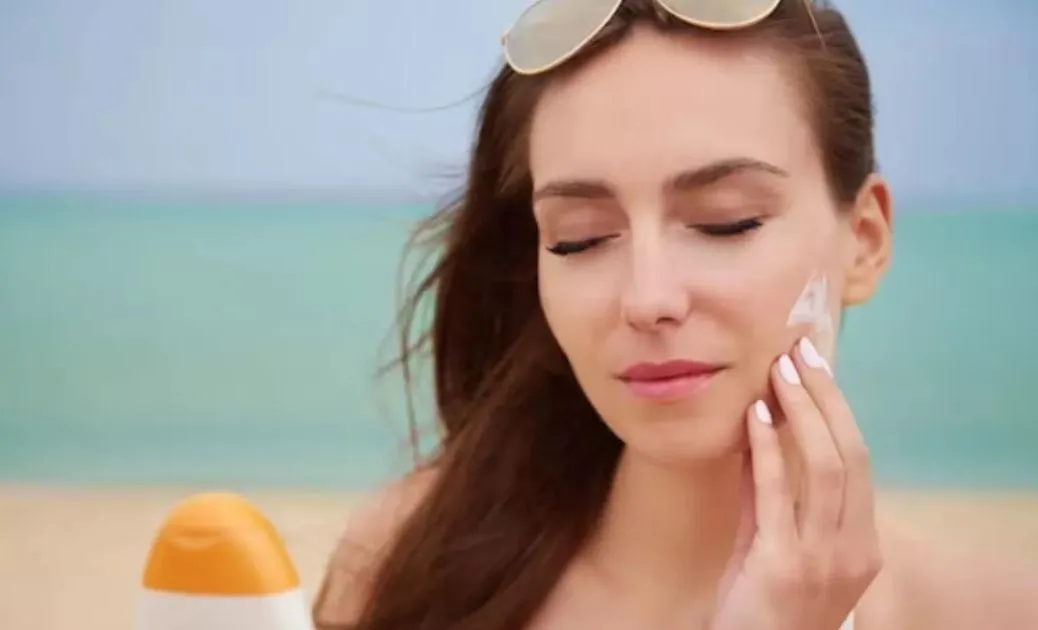 कौन सी सनस्क्रीन सबसे अच्छी है? त्वचा की सुरक्षा पर एक विशेषज्ञ की सलाह 