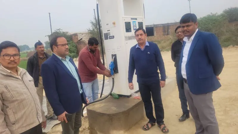 Auraiya News: अवैध रूप से संचालित दो बायोडीजल पंप किए सील, इंडियन पेट्रोल पंप एसोसिएशन ने प्रशासन की कार्रवाई की सराहना